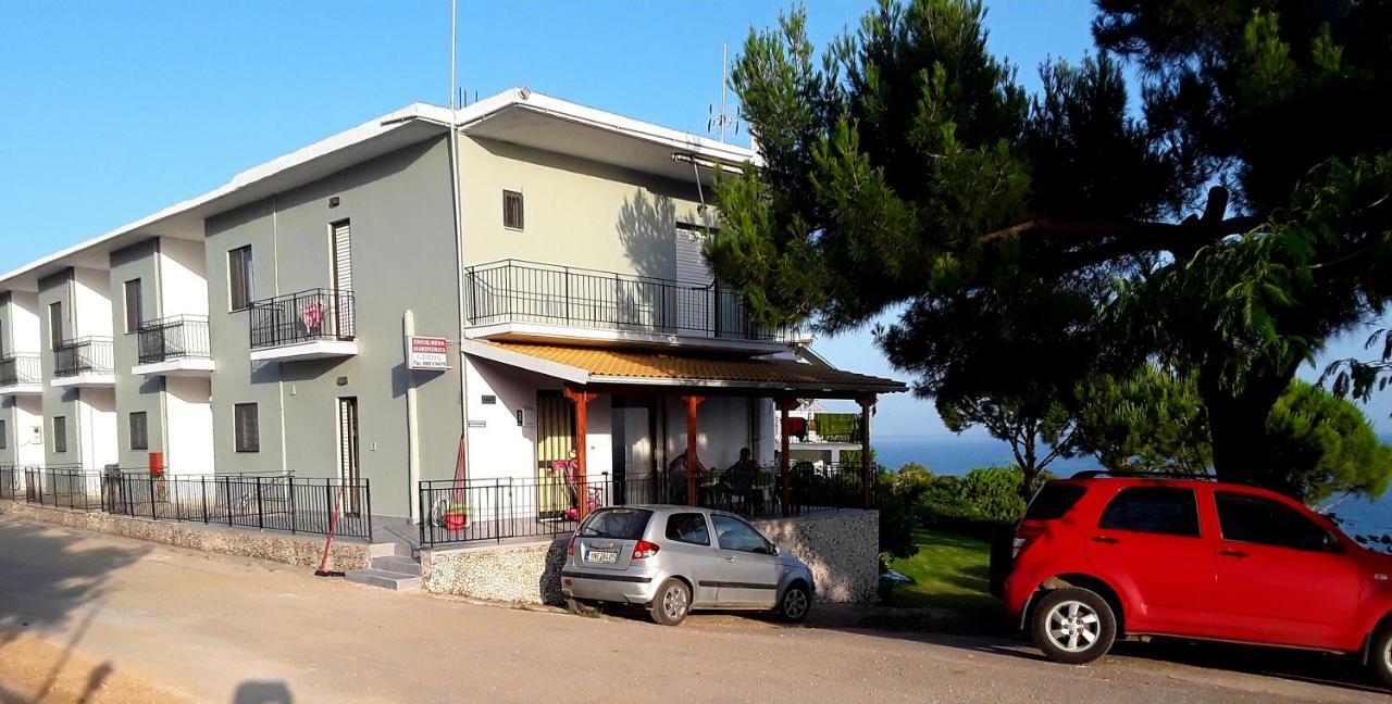 Athanasios Tsoumas Apartments 카스트로시키아 외부 사진