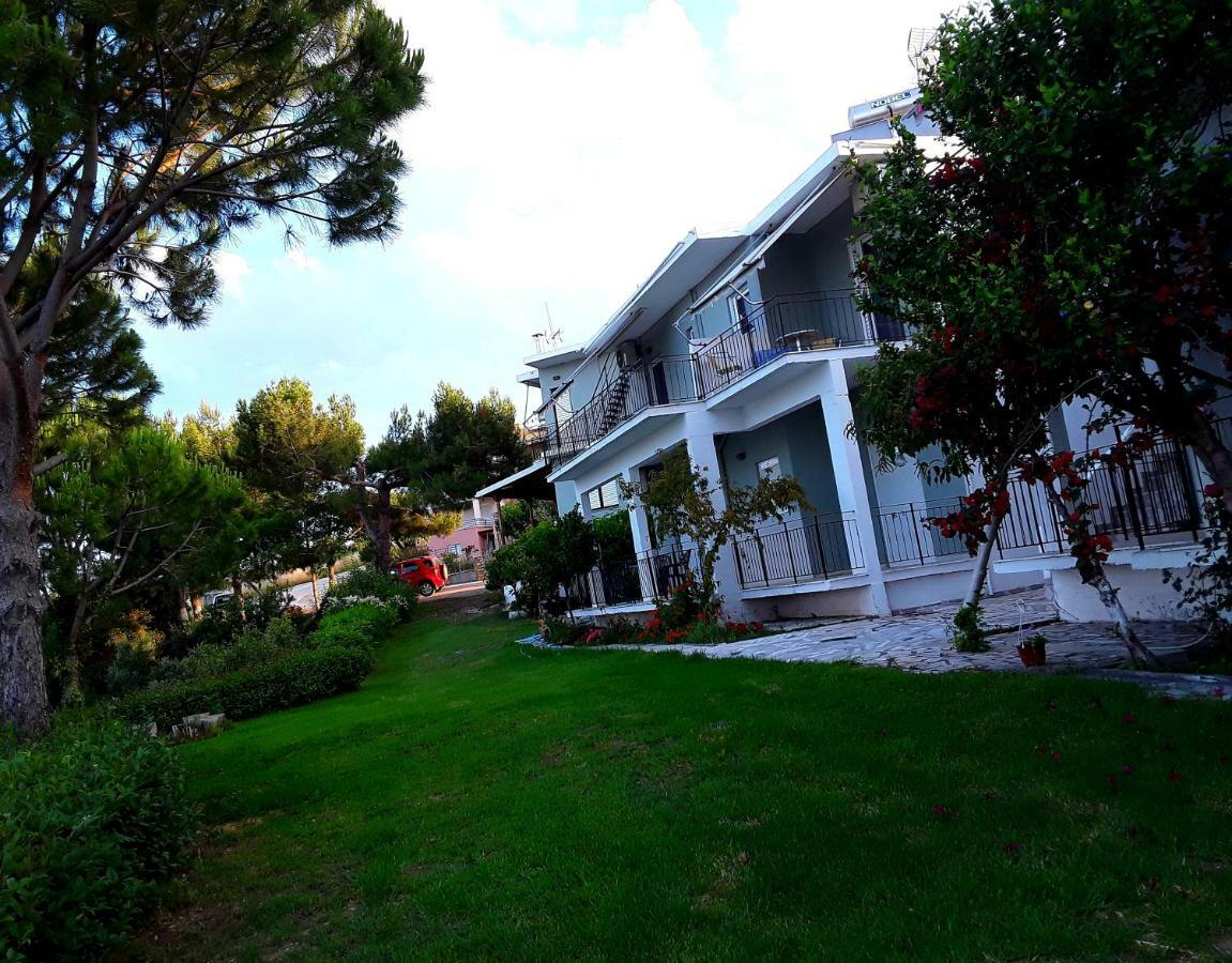 Athanasios Tsoumas Apartments 카스트로시키아 외부 사진